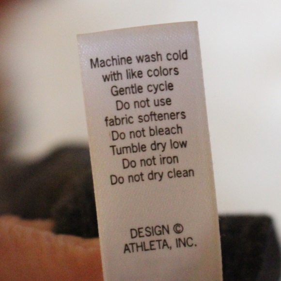 Athleta, GRAY graphic running hat with ponytail  hole beanie - Picture 7 of 7